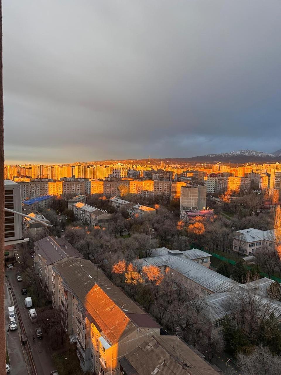 Солнечная Лагуна Almaty Exterior foto